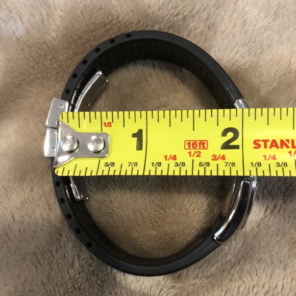 LOIS HILL Round Hot Pink Scroll Face Watch Filigree Rubber Band Sapphire Crystal - Picture 12 of 17